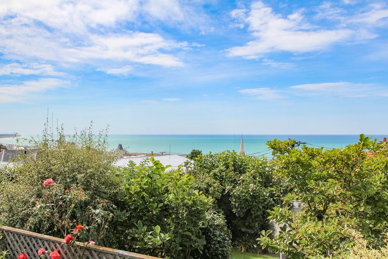 Photo of property in 27 Hull Street, South Hill, Oamaru, 9400