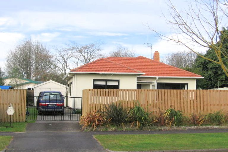 Photo of property in 16 Marire Avenue, Frankton, Hamilton, 3204