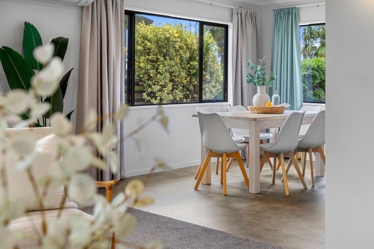 Photo of property in 79 Domain Road, Papamoa Beach, Papamoa, 3118