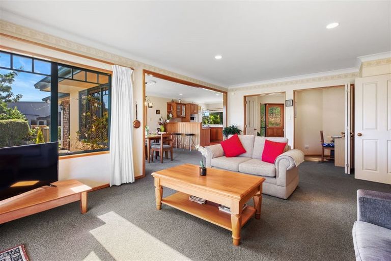 Photo of property in 1 Sissinghurst Court, Bethlehem, Tauranga, 3110