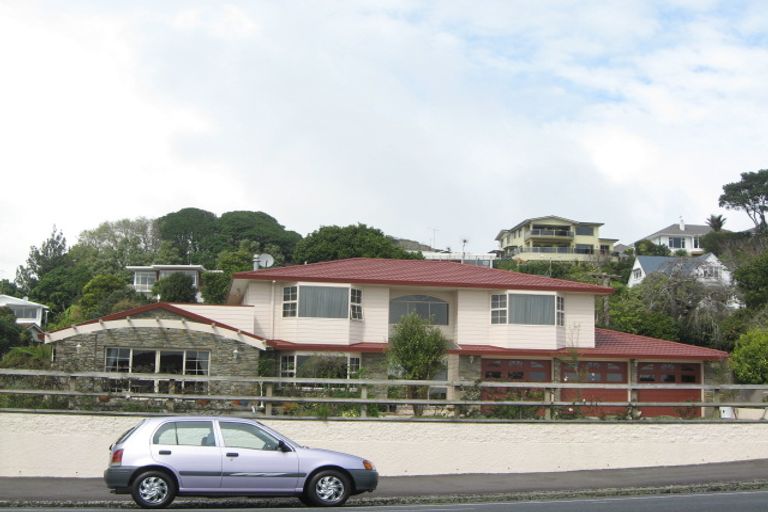 Photo of property in 333 Devon Street West, New Plymouth, 4310
