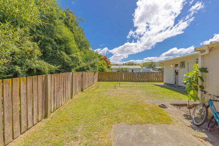 Photo of property in 8 Queen Street, Aramoho, Whanganui, 4500