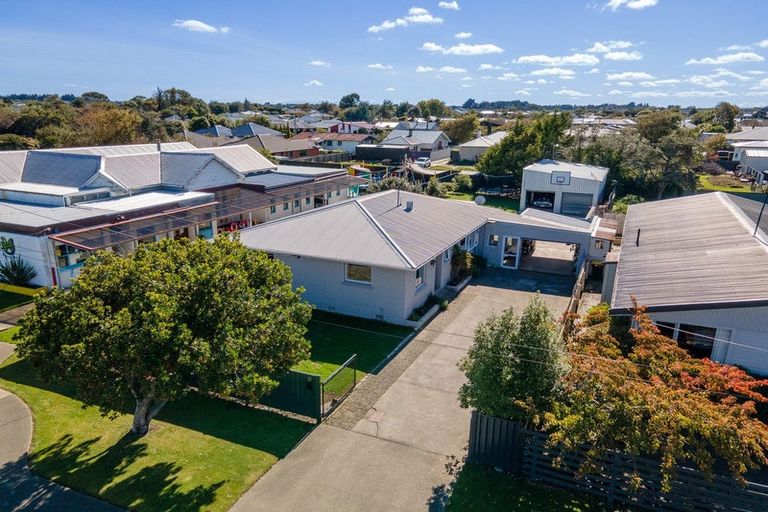 Photo of property in 12 Willis Street, Grasmere, Invercargill, 9810