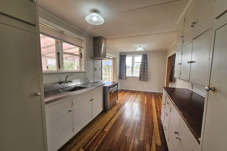 Photo of property in 59 Bell Street, Tawa, Wellington, 5028