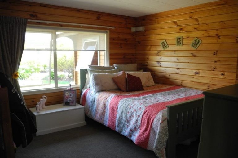 Photo of property in 14-16 Cameron Street, Waimate, 7924