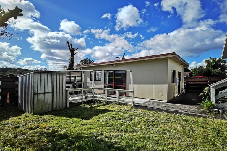 Photo of property in 11 Frostbite Place, Ranui, Auckland, 0612