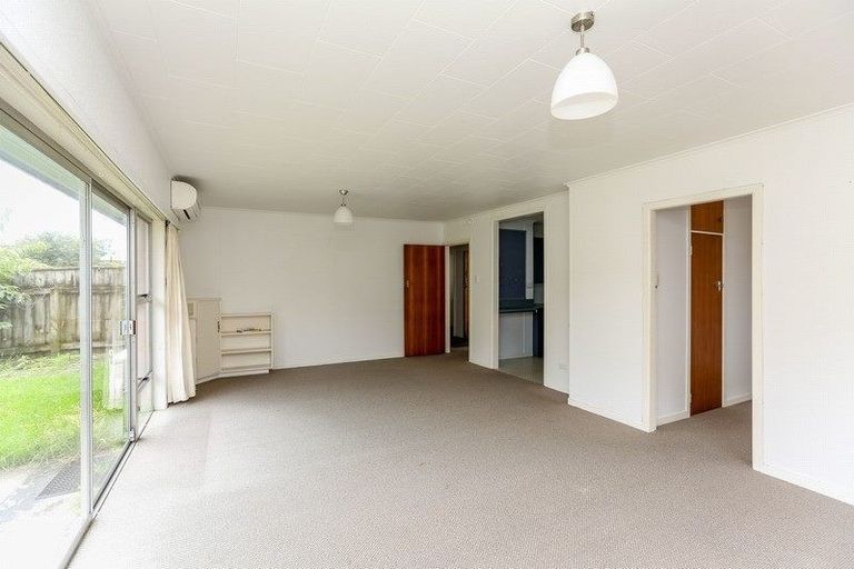 Photo of property in 22c Barrett Street, Westown, New Plymouth, 4310