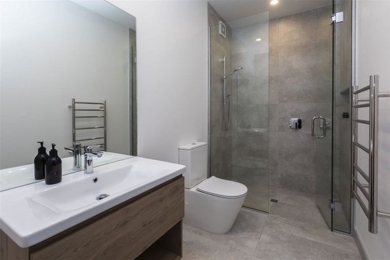 Photo of property in 95 Mays Road, St Albans, Christchurch, 8052