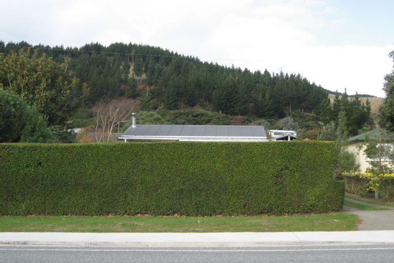 Photo of property in 8 Ruahine Street, Paraparaumu, 5032