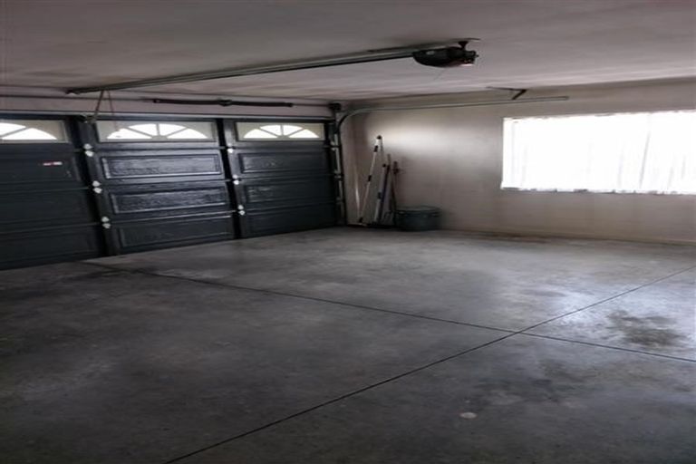 Photo of property in 248 Tukapa Street, Westown, New Plymouth, 4310