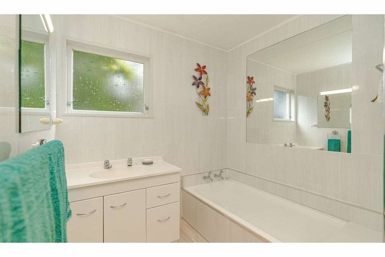 Photo of property in 71 Reinga Road, Kerikeri, 0230