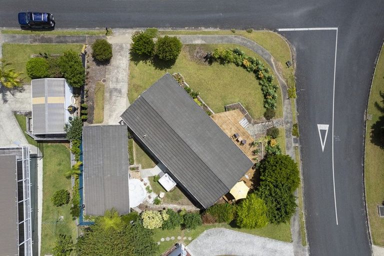 Photo of property in 46 Stratford Drive, Cable Bay, 0420