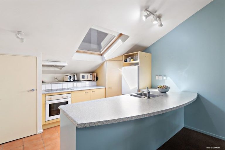 Photo of property in Courtenay Mews Apartments, 16/14 Alpha Street, Te Aro, Wellington, 6011