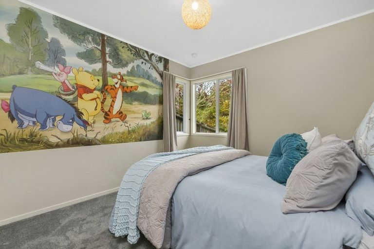 Photo of property in 10 Springtime Crescent, Stanmore Bay, Whangaparaoa, 0932