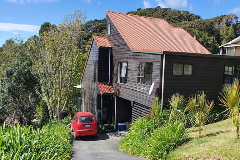 Photo of property in 18 Puketiro Place, Paihia, 0200