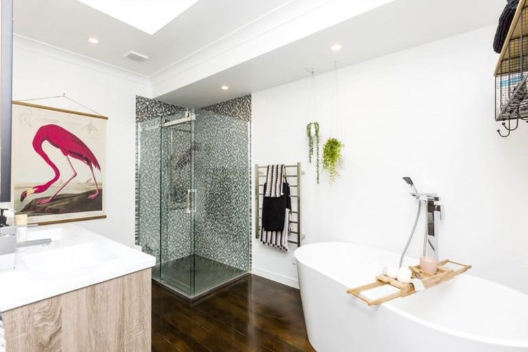 Photo of property in 54 Whitemans Road, Silverstream, Upper Hutt, 5019