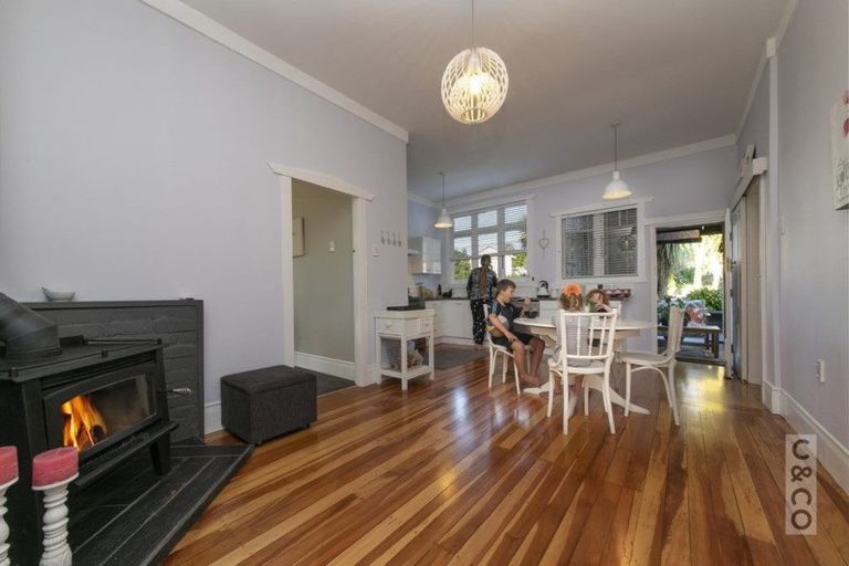 Photo of property in 12 Elliot Street, Riverhead, 0820