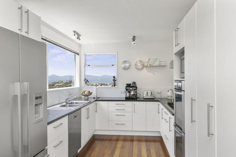 Photo of property in 5 Gavaskar Place, Khandallah, Wellington, 6035