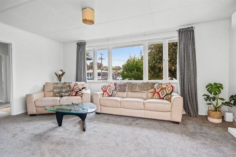 Photo of property in 9 Tuatara Drive, Te Kamo, Whangarei, 0112