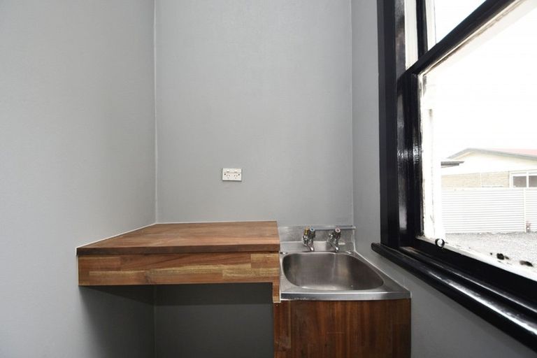 Photo of property in 27 Galway Street, Grasmere, Invercargill, 9810