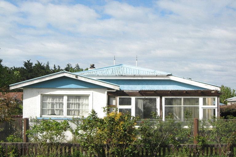 Photo of property in 25 Cross Street, Waikuku Beach, 7473