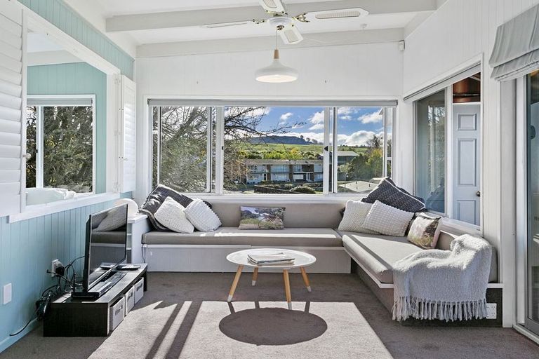 Photo of property in 2/22 Alberta Street, Acacia Bay, Taupo, 3330