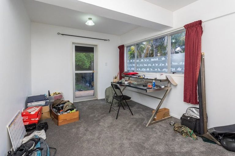 Photo of property in 24 Waikoukou Valley Road, Waimauku, 0812