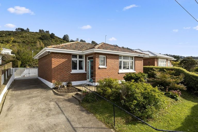 Photo of property in 17 Saint Leonards Drive, Saint Leonards, Dunedin, 9022