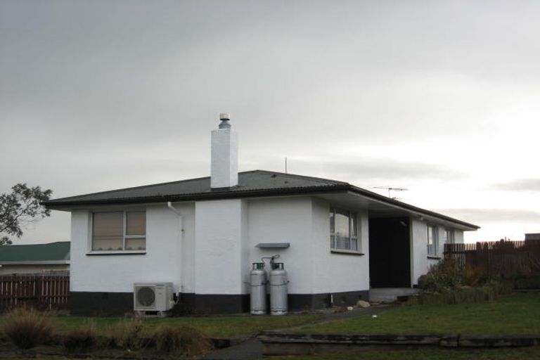 Photo of property in 6 Milford Street, Heidelberg, Invercargill, 9812