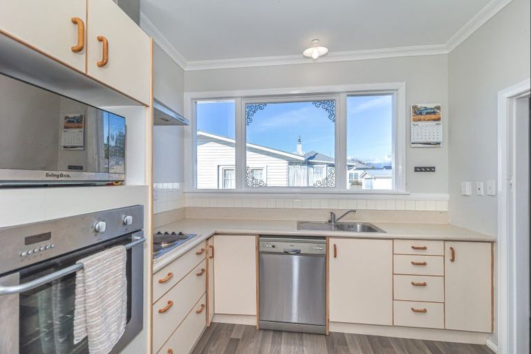 Photo of property in 25 Dudley Street, Levin, 5510