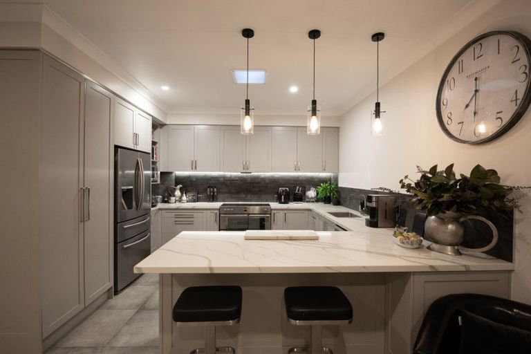 Photo of property in 274 Polson Hill Drive, Aokautere, Palmerston North, 4471