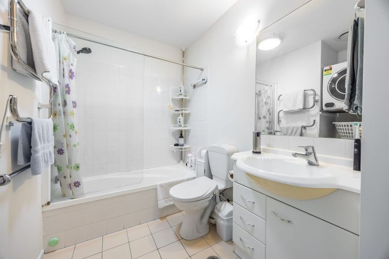 Photo of property in The Grange, 82/92 Bush Road, Albany, Auckland, 0632