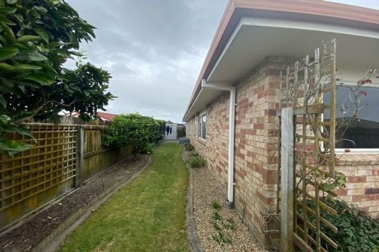 Photo of property in 11 Denny Hulme Drive, Mount Maunganui, 3116