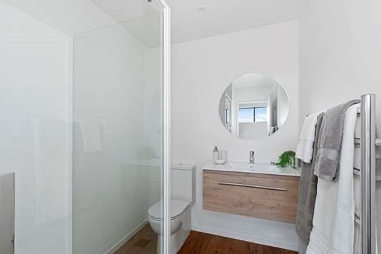 Photo of property in 17b Cross Street, Phillipstown, Christchurch, 8011