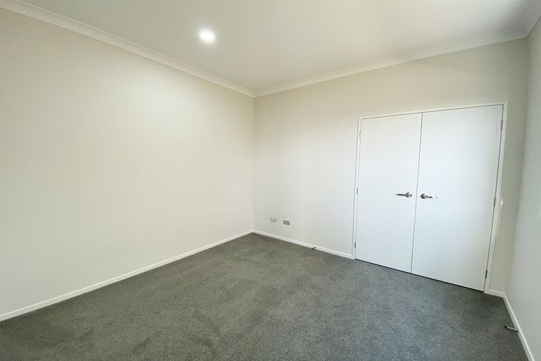 Photo of property in 45 Hikuawa Road, Flat Bush, Auckland, 2019