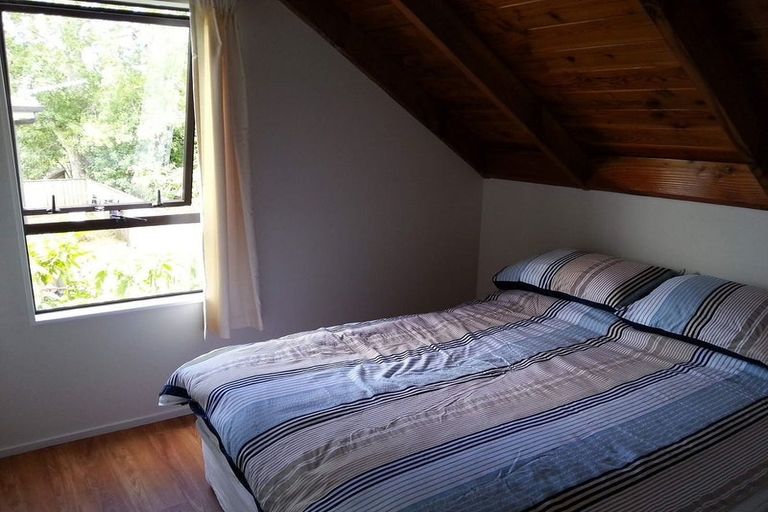 Photo of property in 1/10 Chapman Road, Te Atatu Peninsula, Auckland, 0610