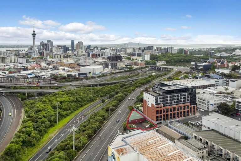 Photo of property in 12 Karaka Street, Eden Terrace, Auckland, 1010