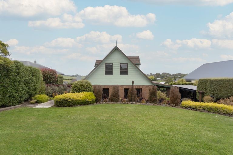 Photo of property in 15 Leven Street, South Hill, Oamaru, 9400