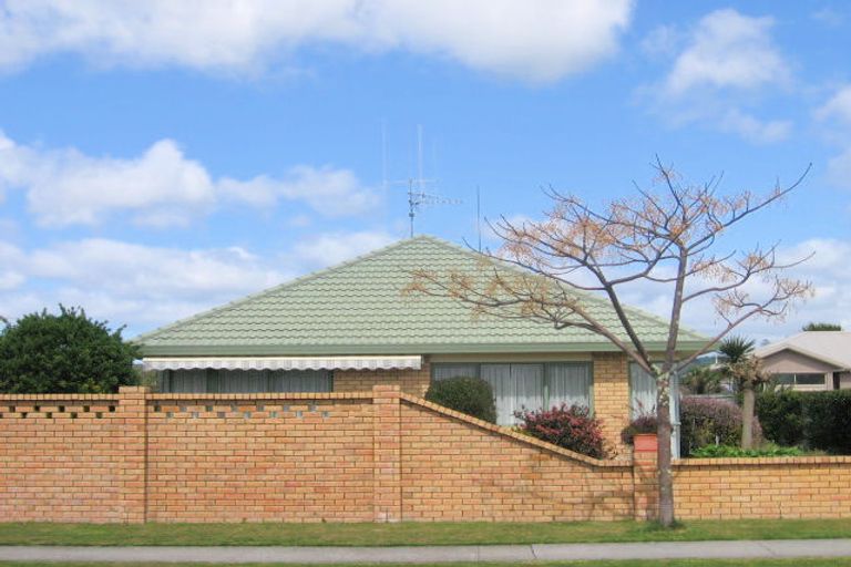 Photo of property in 111 Blake Boulevard, Papamoa Beach, Papamoa, 3118