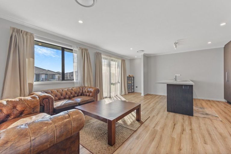 Photo of property in 10 Esher Lane, Richmond, 7020