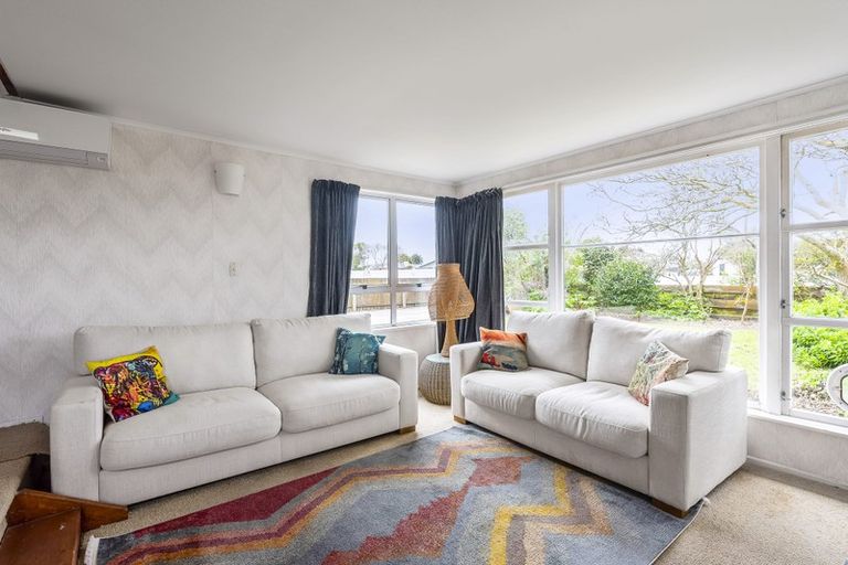 Photo of property in 26 Mazengarb Road, Paraparaumu Beach, Paraparaumu, 5032