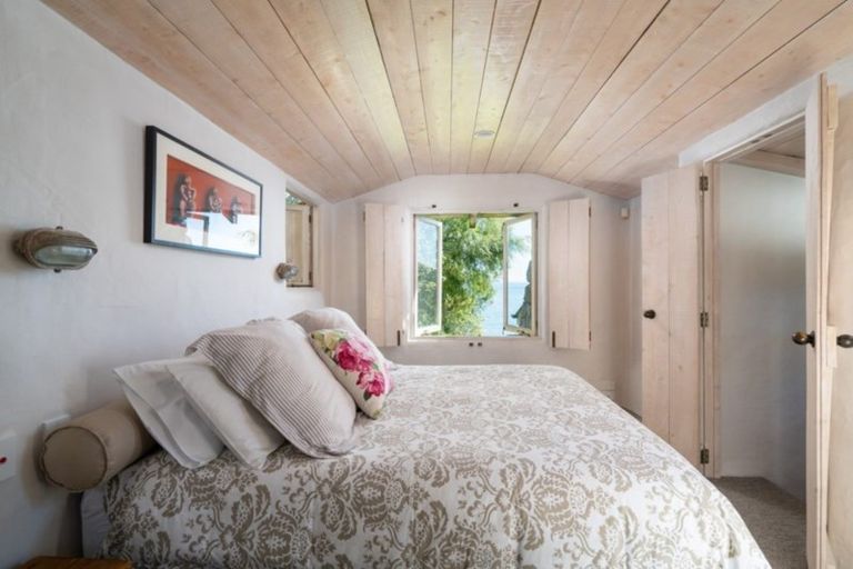 Photo of property in 242 Raniera Grove, Hatepe, Turangi, 3382