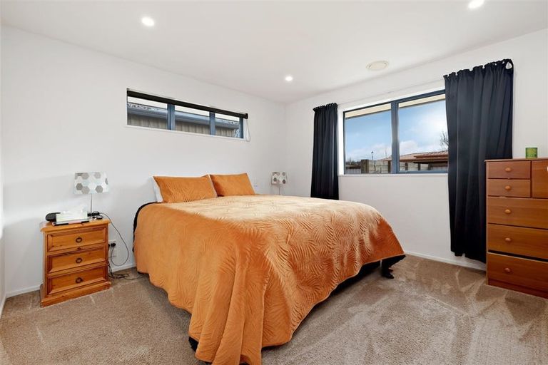 Photo of property in 13 Ash Avenue, Albert Town, Wanaka, 9305