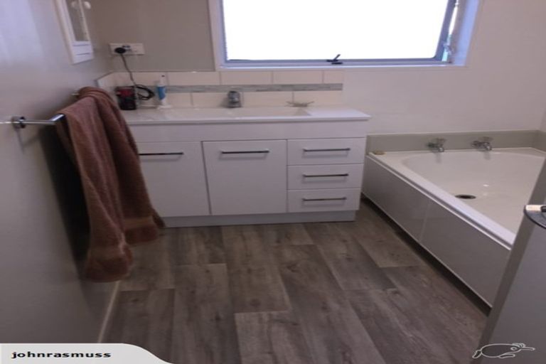 Photo of property in 157a Beach Road, North New Brighton, Christchurch, 8083