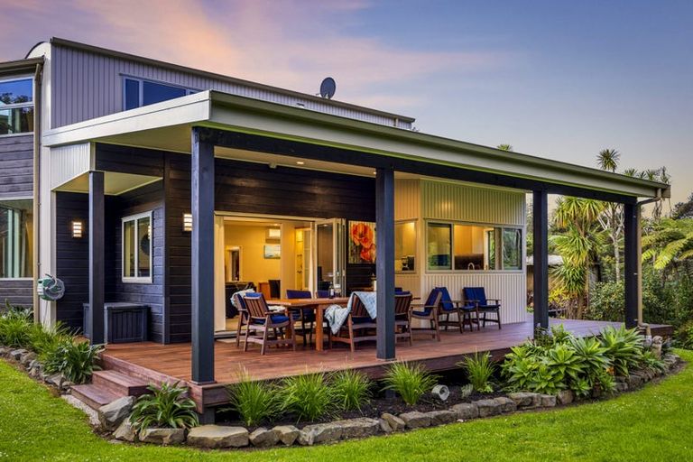 Photo of property in 149k Glengarry Road, Glen Eden, Auckland, 0602