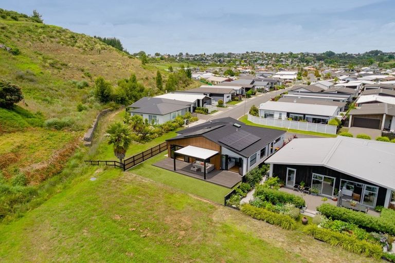 Photo of property in 46 Saint Pauls Drive, Brookfield, Tauranga, 3110