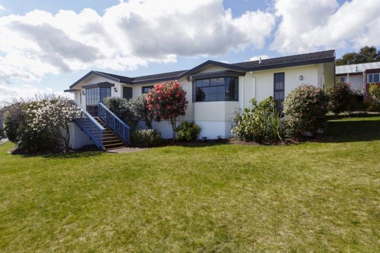 Photo of property in 49 Arrowsmith Avenue, Waipahihi, Taupo, 3330
