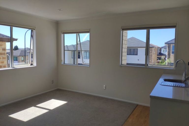 Photo of property in 17 Hangahai Road, Flat Bush, Auckland, 2019