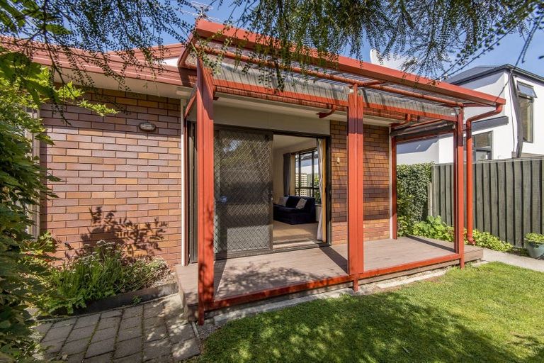 Photo of property in 45a Woodville Street, Edgeware, Christchurch, 8013