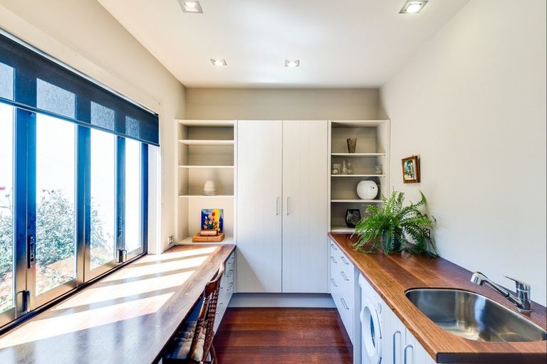 Photo of property in 110 Black Barn Road, Havelock North, 4294